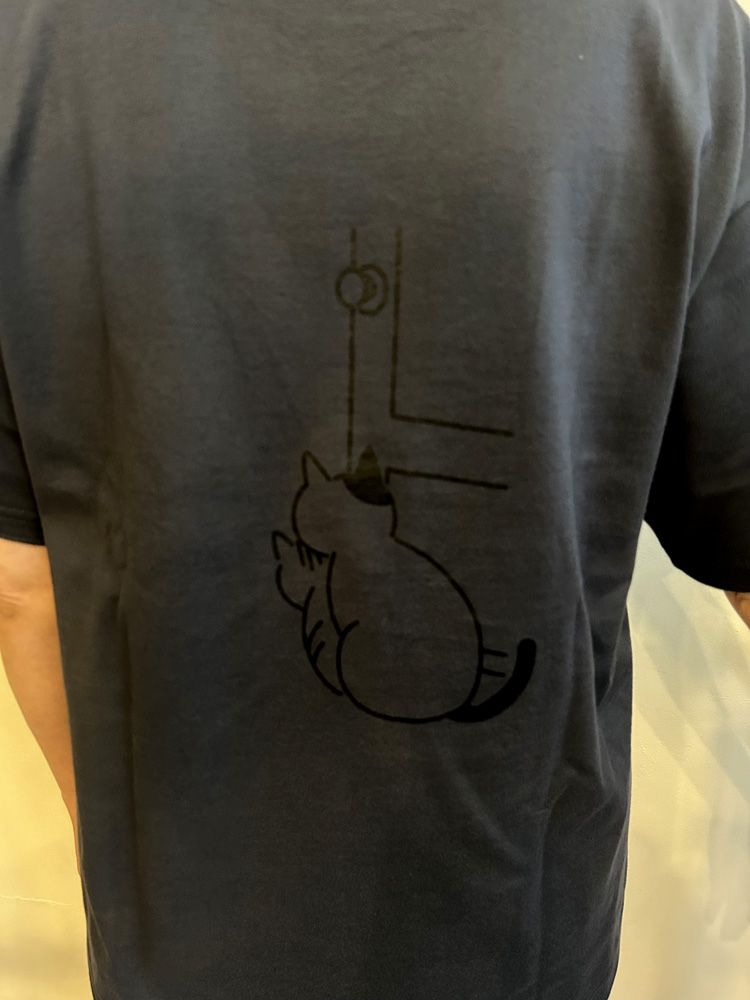 クラシック天竺 ひょっこり猫さんTシャツ ブルーグレー