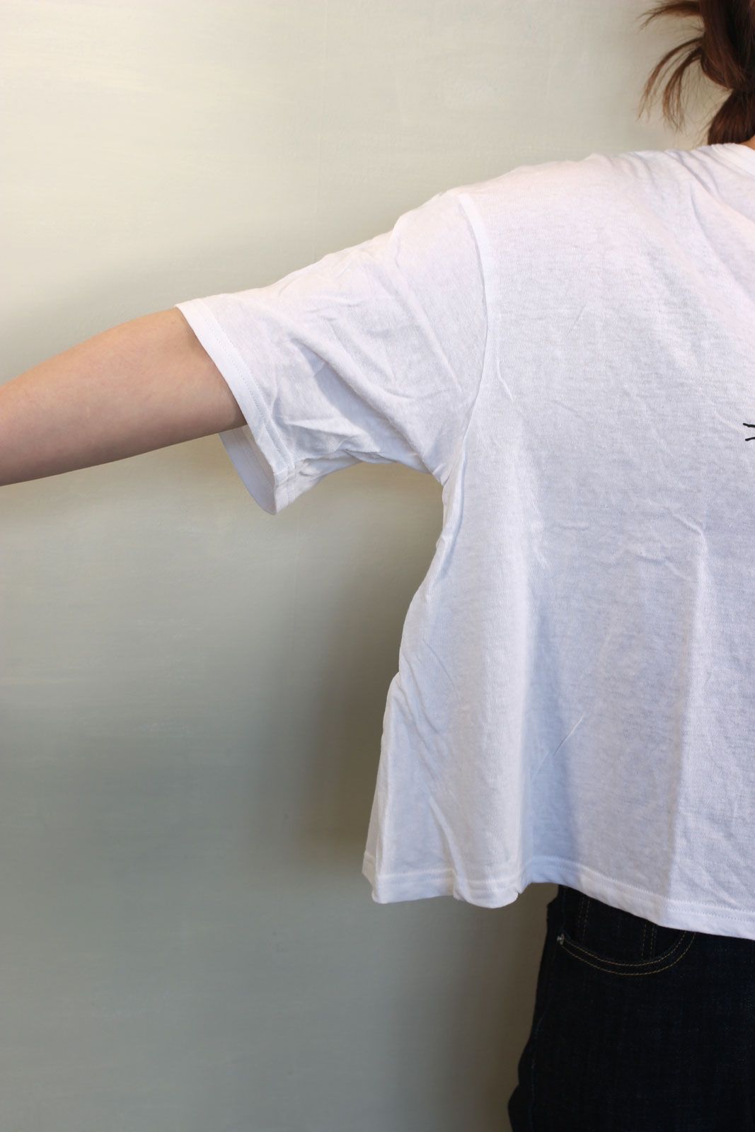 びっくり猫Tシャツ ホワイト
