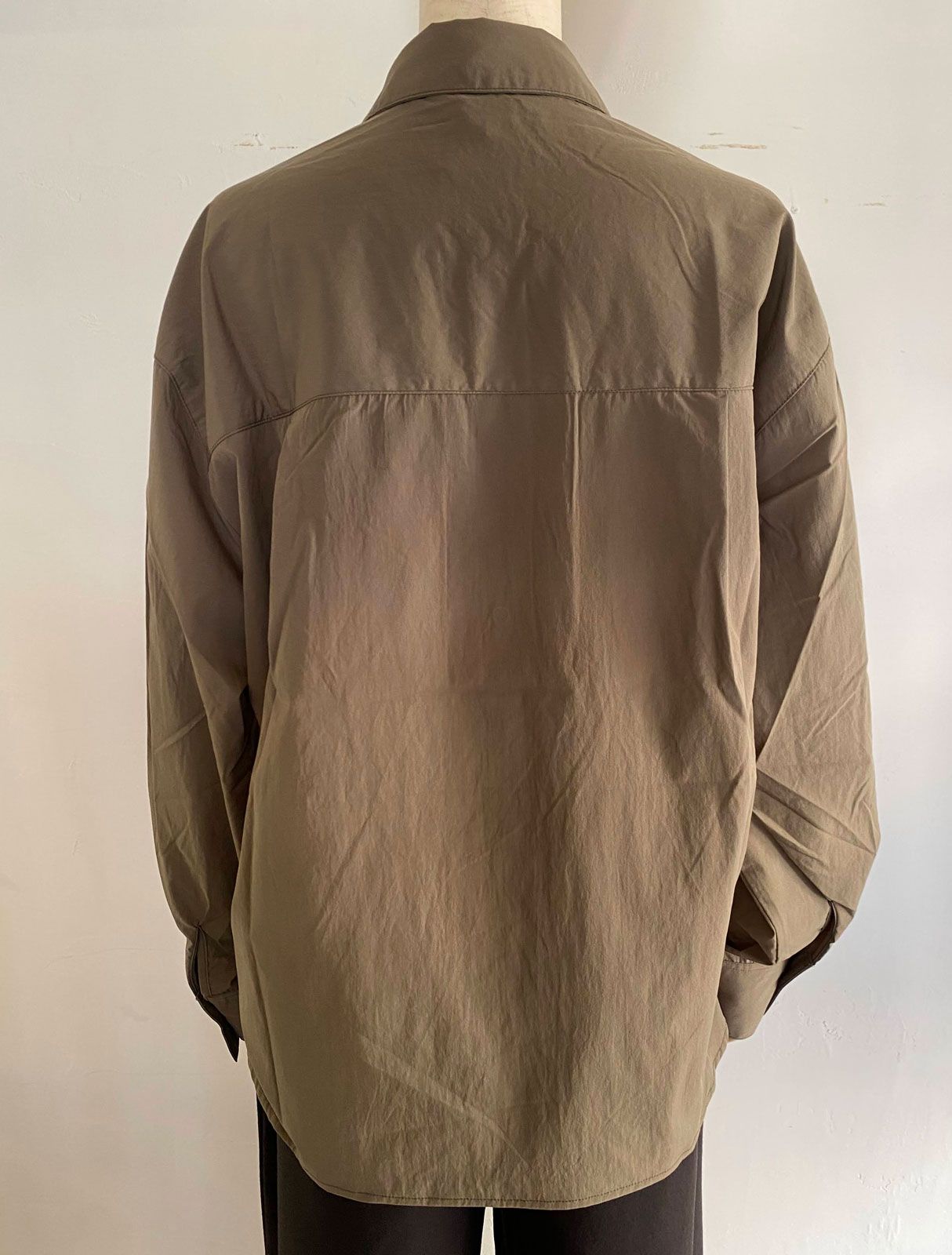 ポリエステルブロード 丈2WAYシャツ カーキ