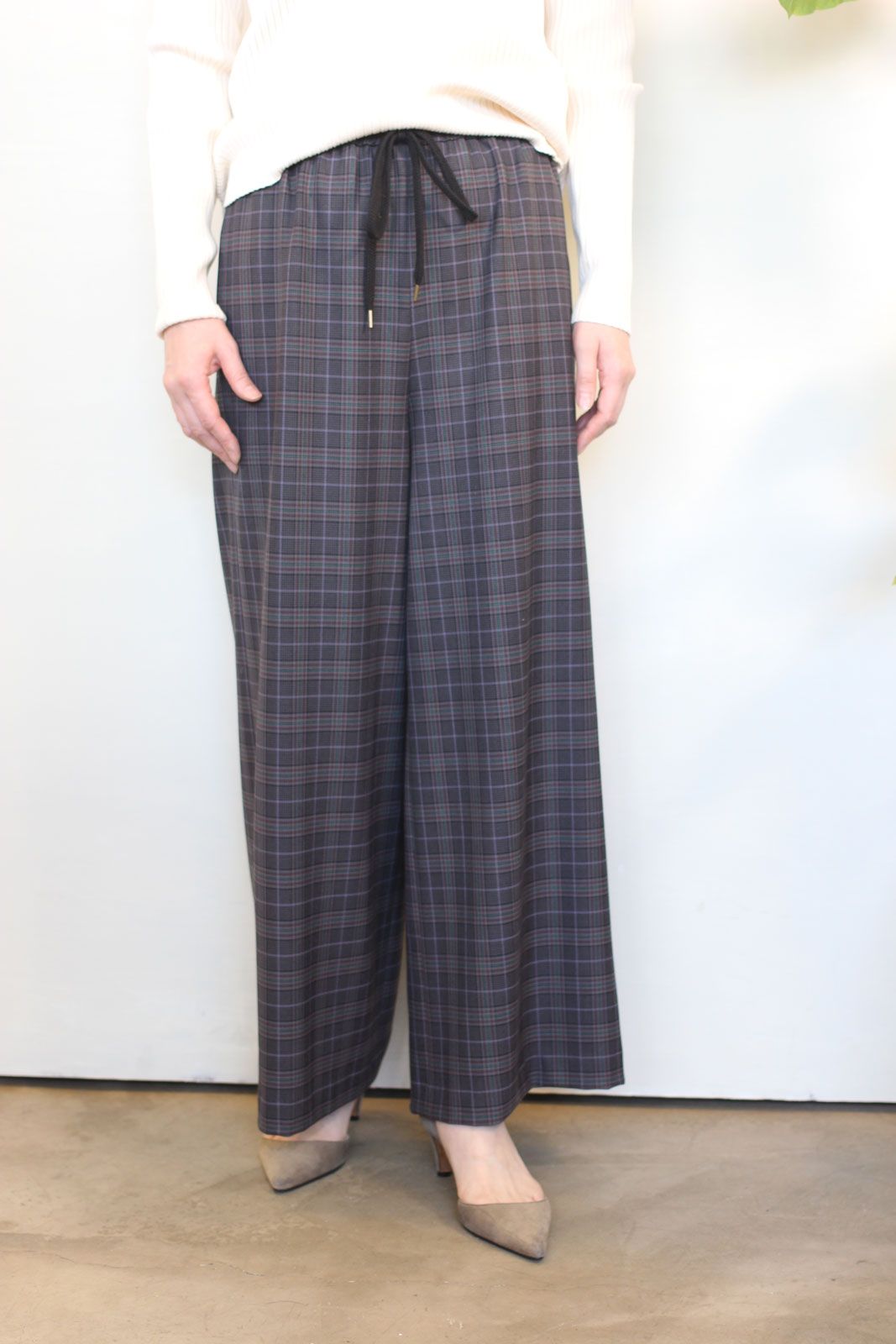 チェックストレートパンツ チャコール