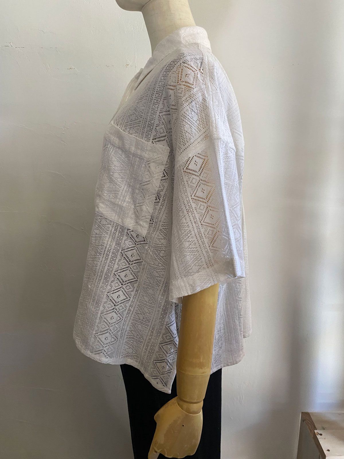 LACE SHORT-SLEEVE SHIRT オフホワイト