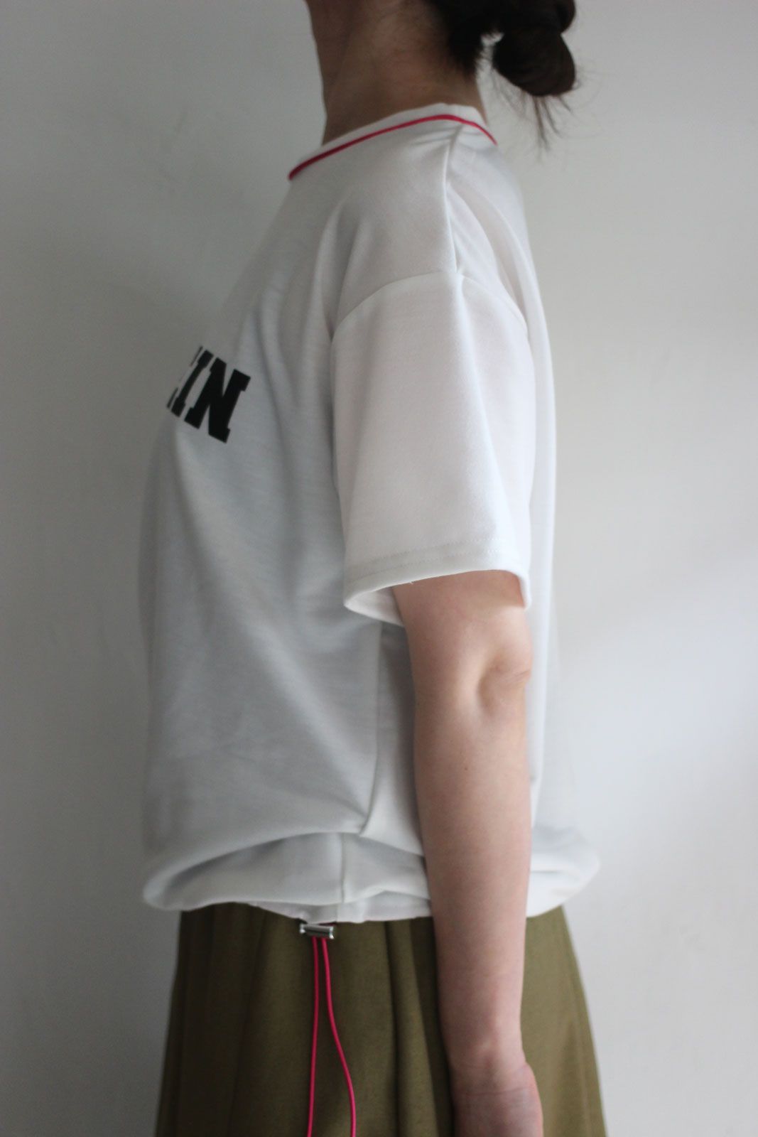 ネオンカラーナンバリングTシャツ ホワイトxピンク