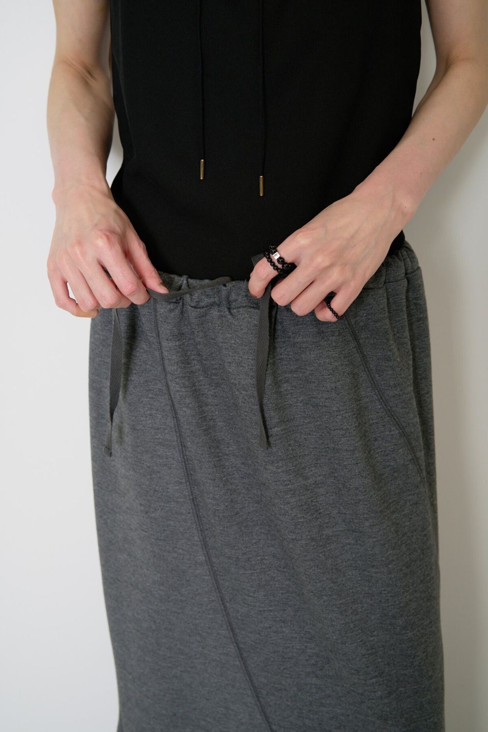 [2863-716KK] ミニ裏毛ツイストSK チャコール