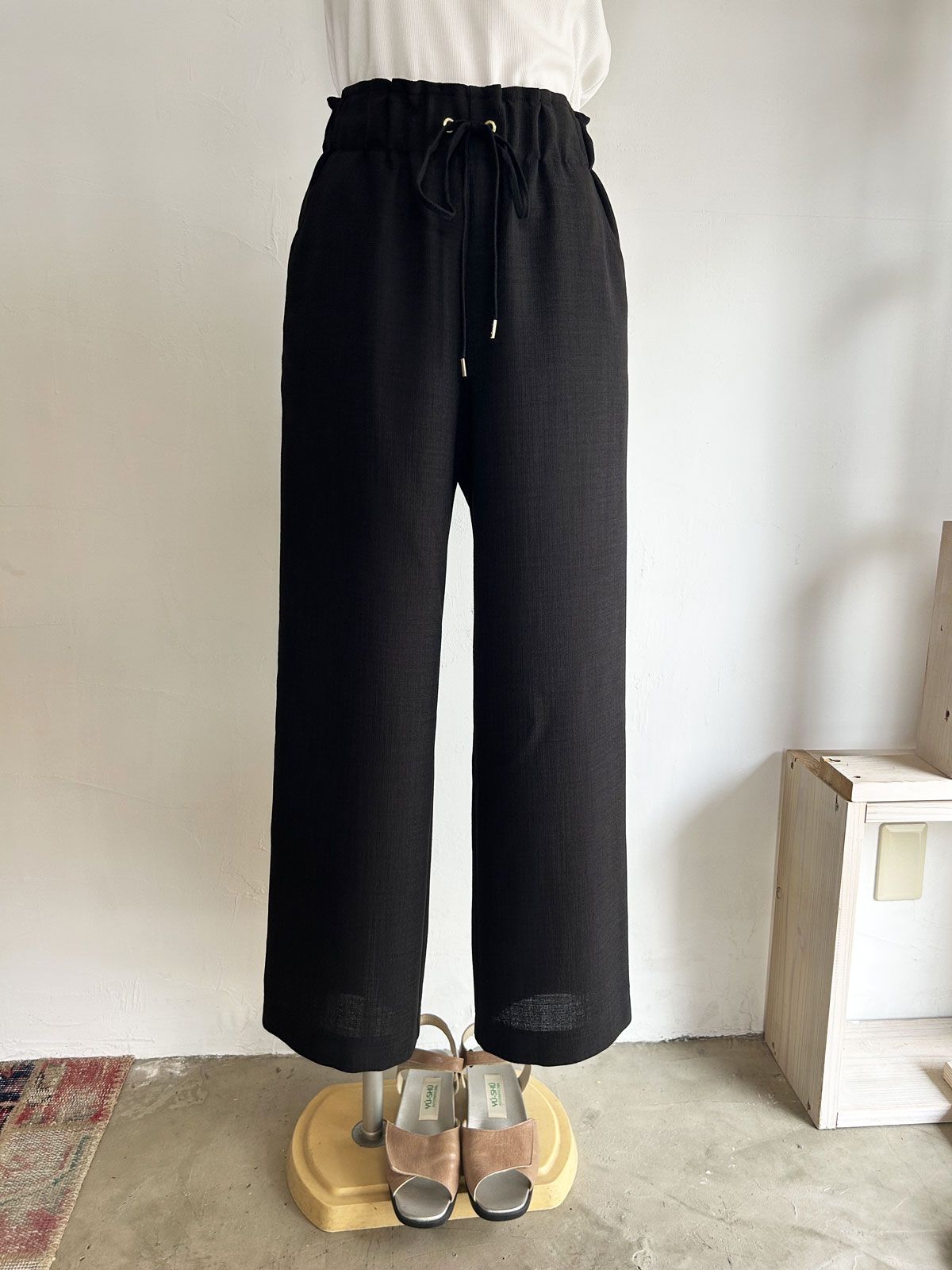 リネンライクセミワイドパンツ ブラック