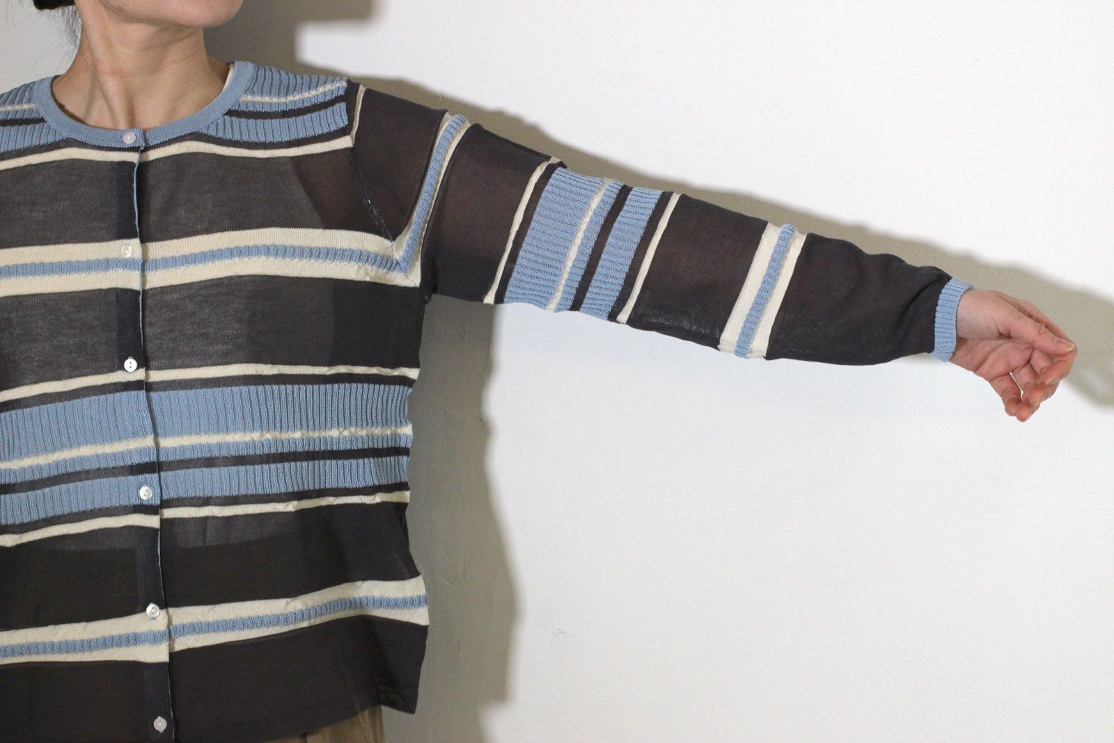 [9561-090GS] マルチボーダーカーディガン チャコール