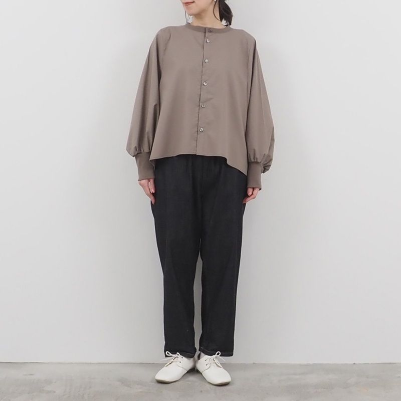 トロンとツイルフレアシャツ モカ