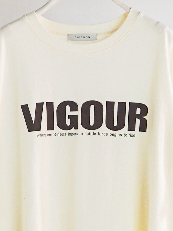 [8461-102KK] ”VIGOUR”プリントTee アイボリー