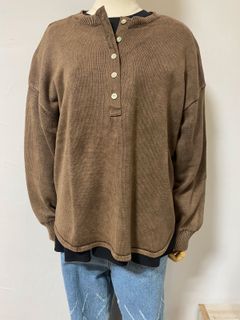 ストーンウォッシュ ヘンリーネックトップス ブラウン