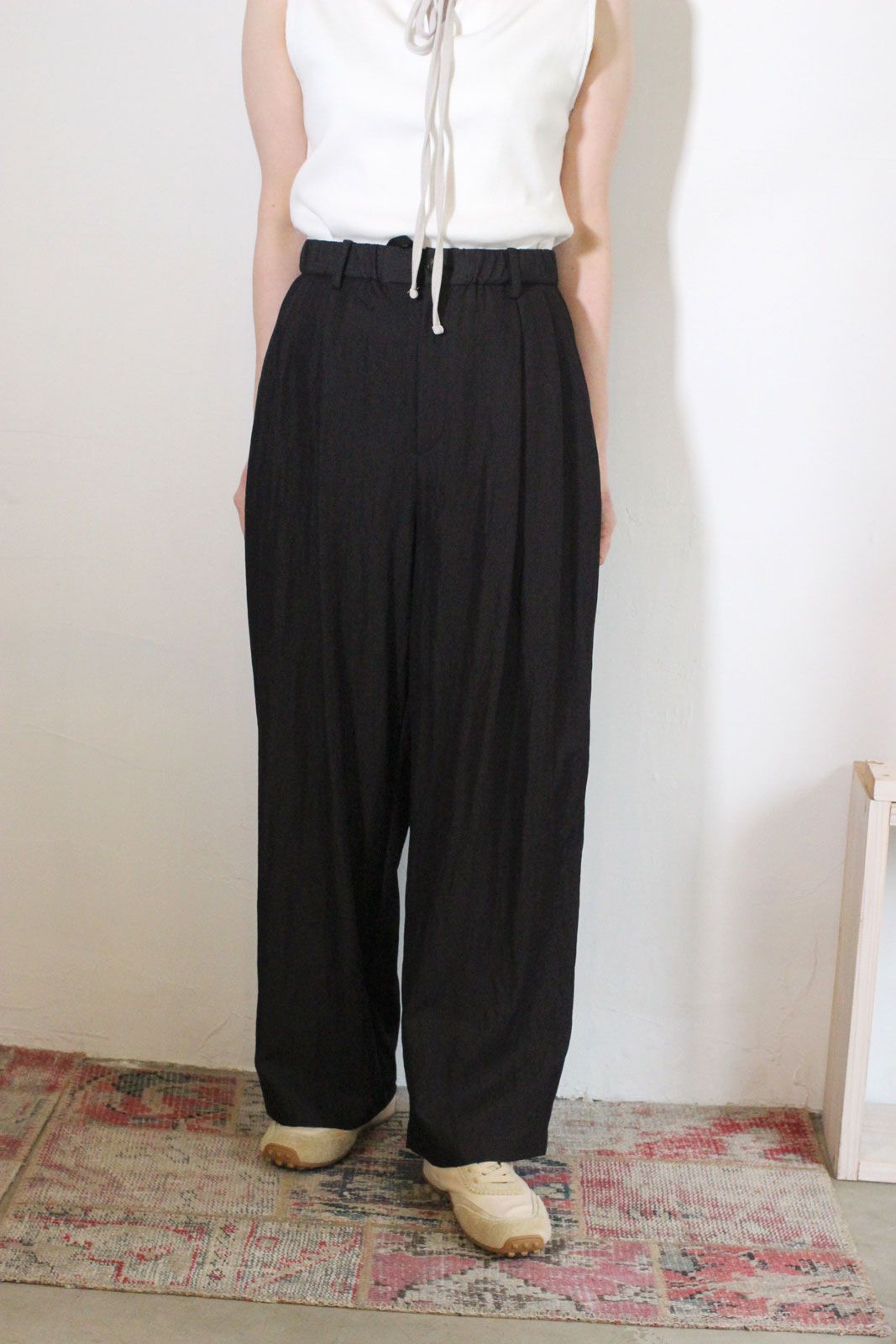 [3861-008KK] リラックスツイルタックPT ブラック