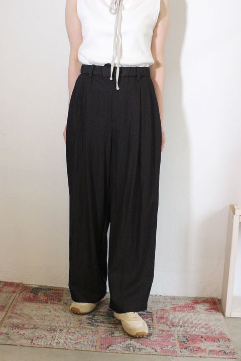 [3861-008KK] リラックスツイルタックPT ブラック