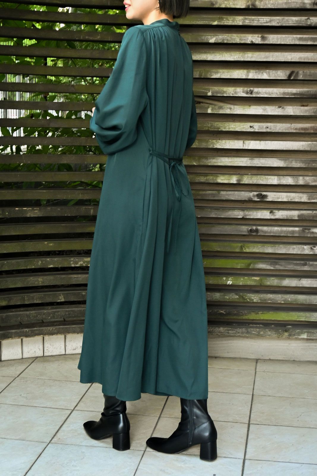 無地ギャザーワンピース グリーン