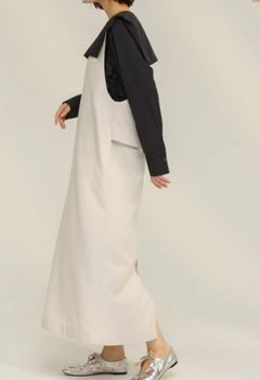 ソフトリネンライクツイル バックフリルジャンパースカート ライトベージュ