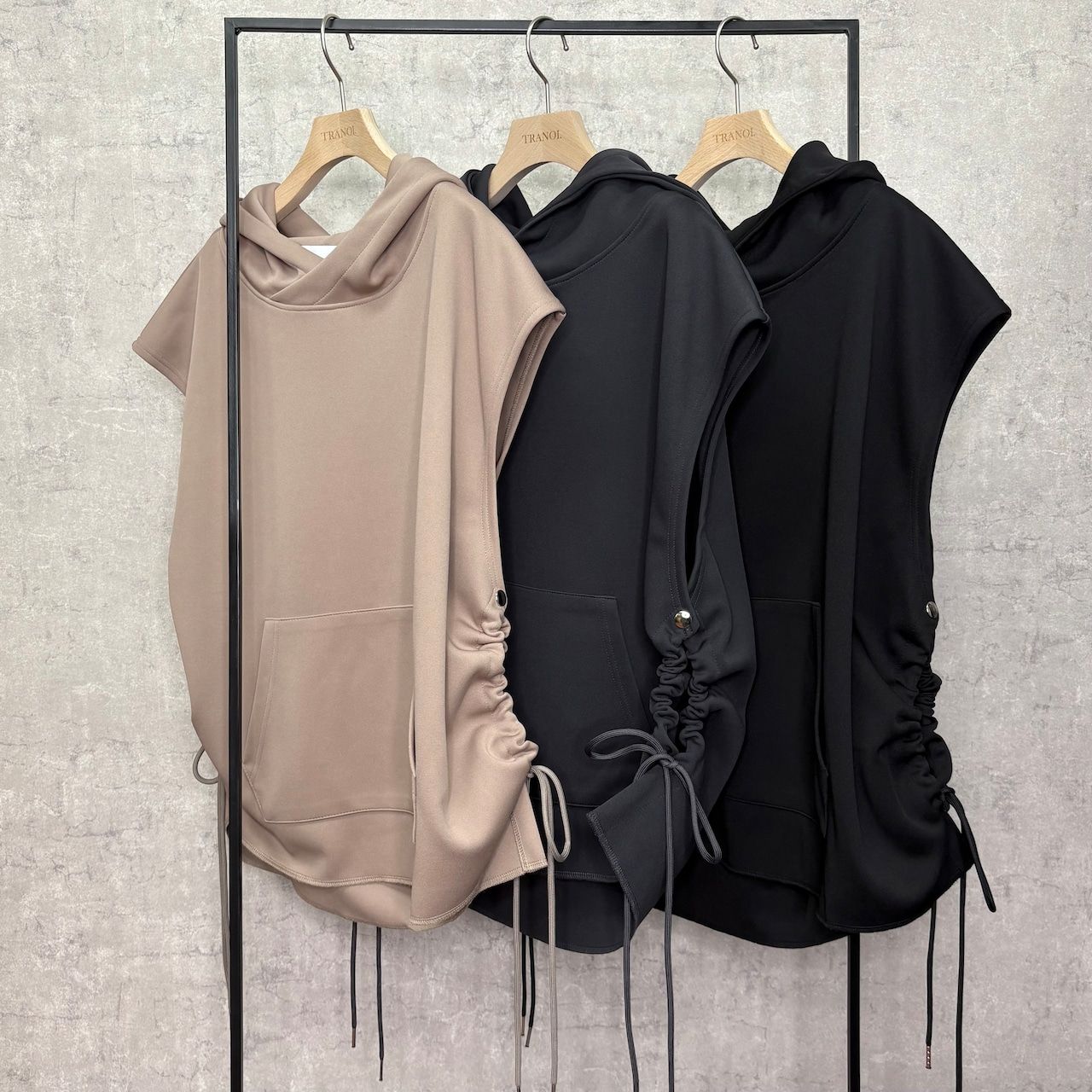 FOODIE VEST チャコール