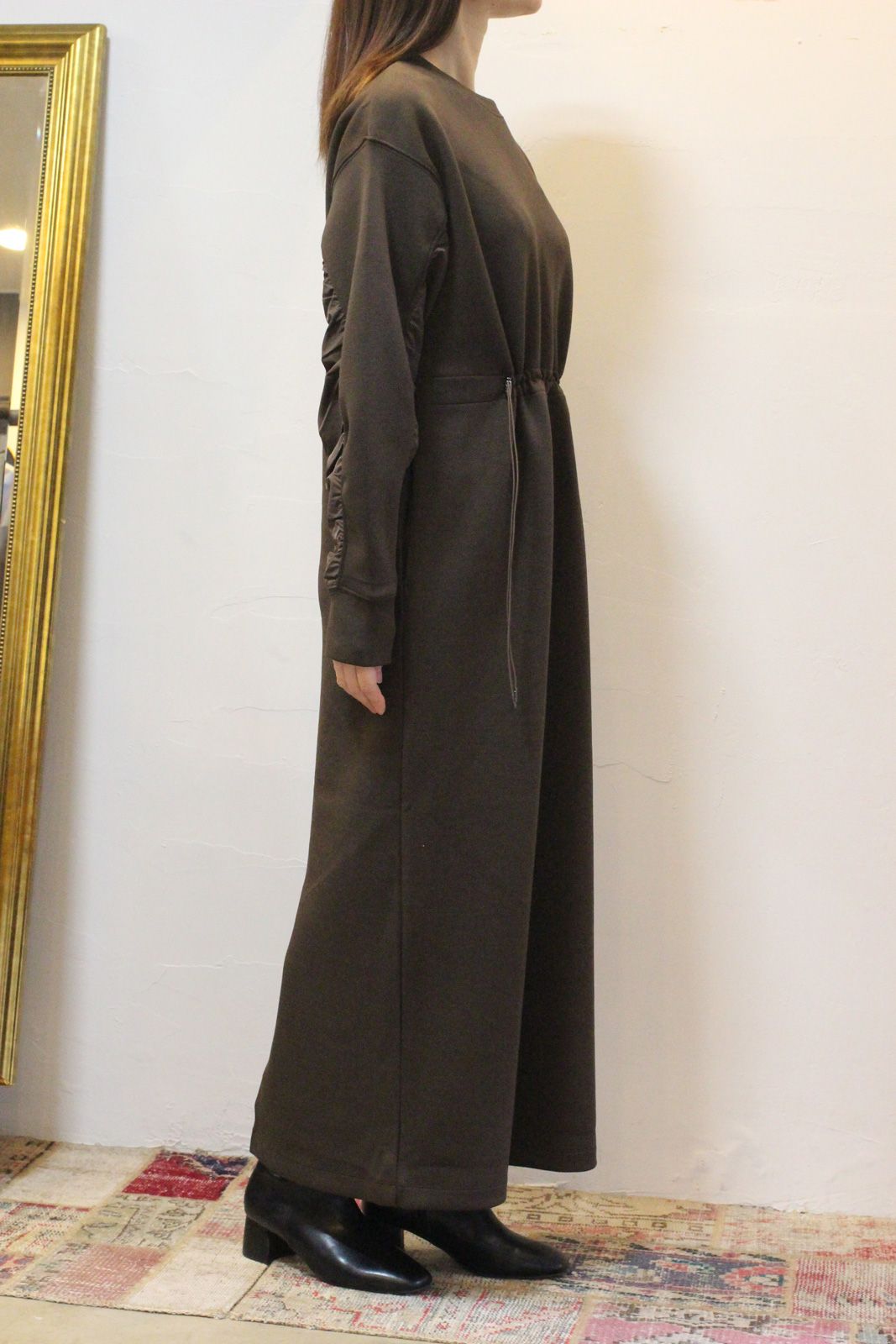 ダンボール ドロストワンピース ダークカーキ