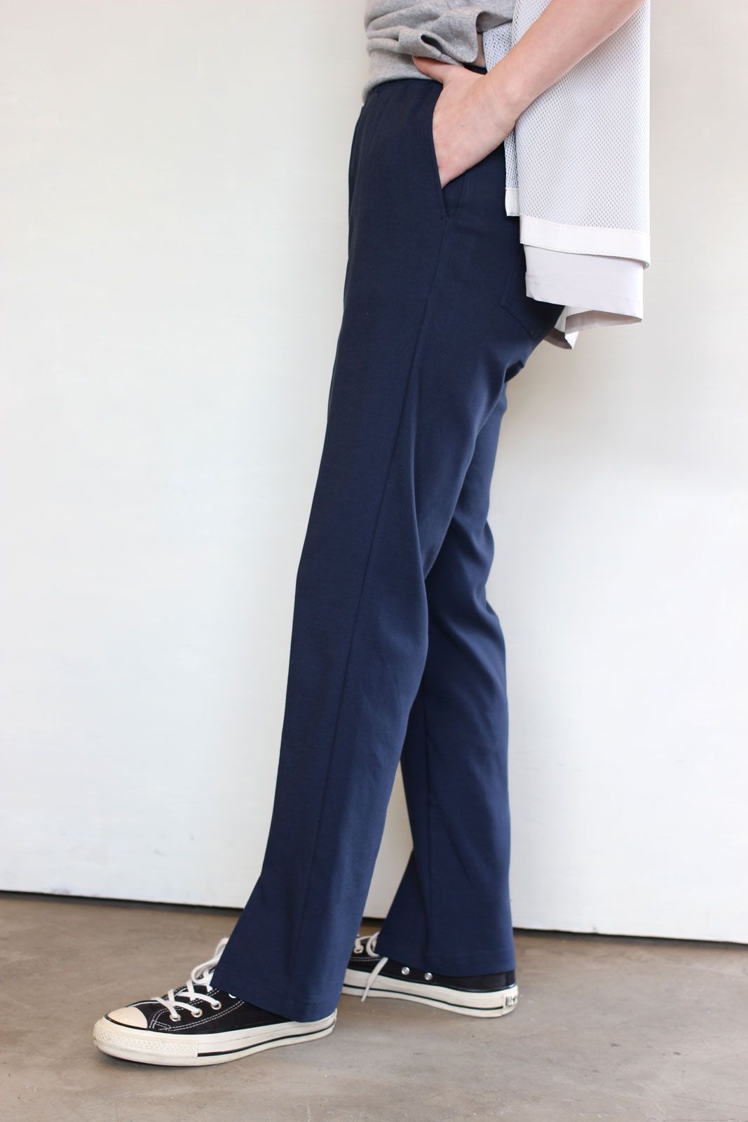 センターシームストレッチパンツ ネイビー