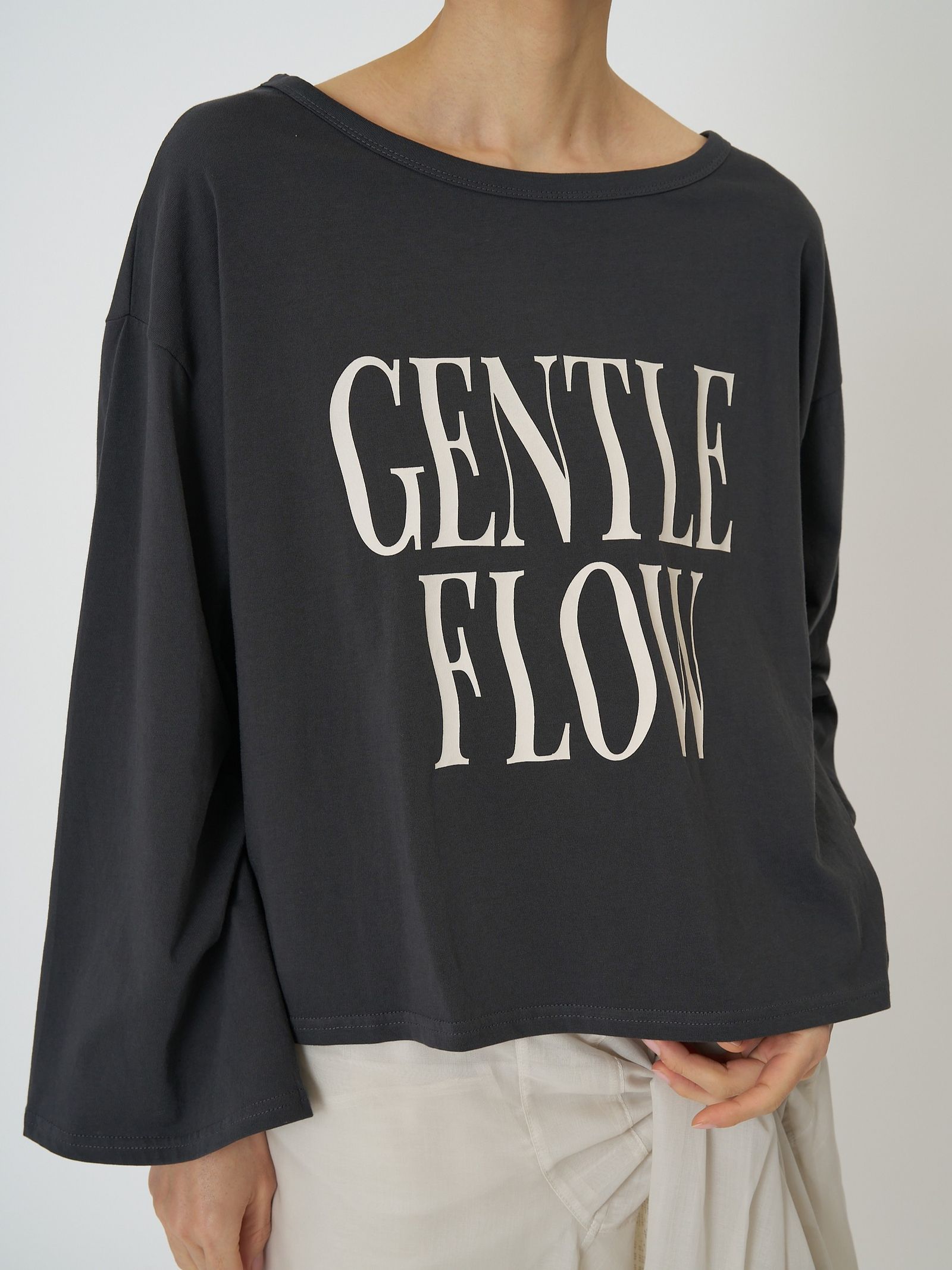 [8461-103KK] ”FLOW”ウェイブロゴTee  ホワイト