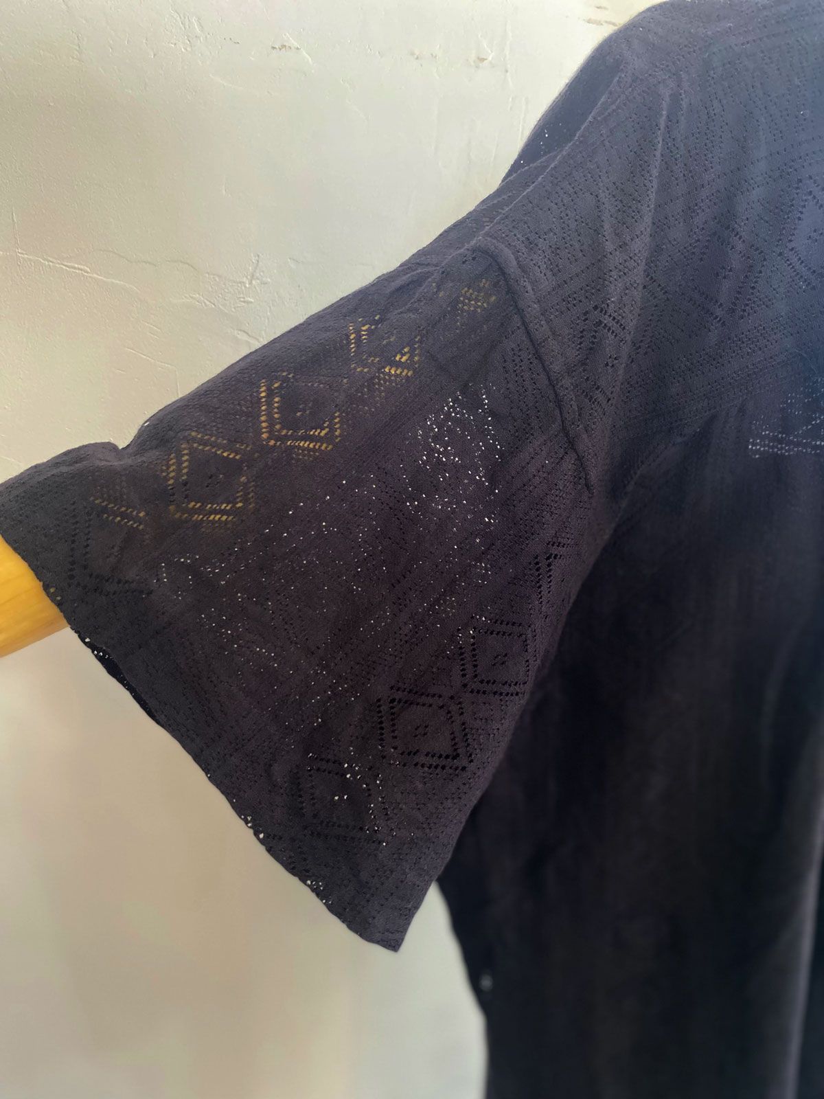 LACE SHORT-SLEEVE SHIRT ブラック