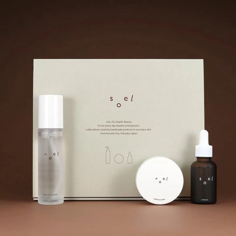 LIVING OIL スペシャルケアスターターキット