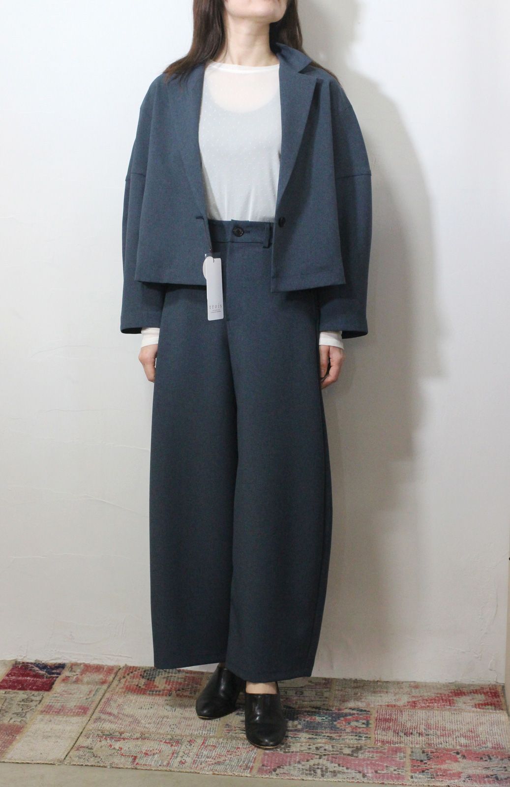 ドライトロピカルバレルパンツ ネイビー