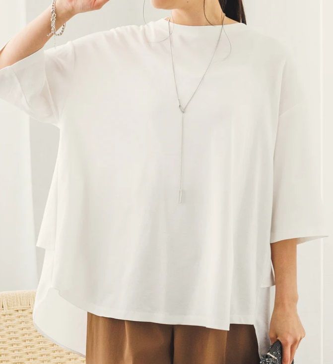 バックフリルTシャツ オフホワイト