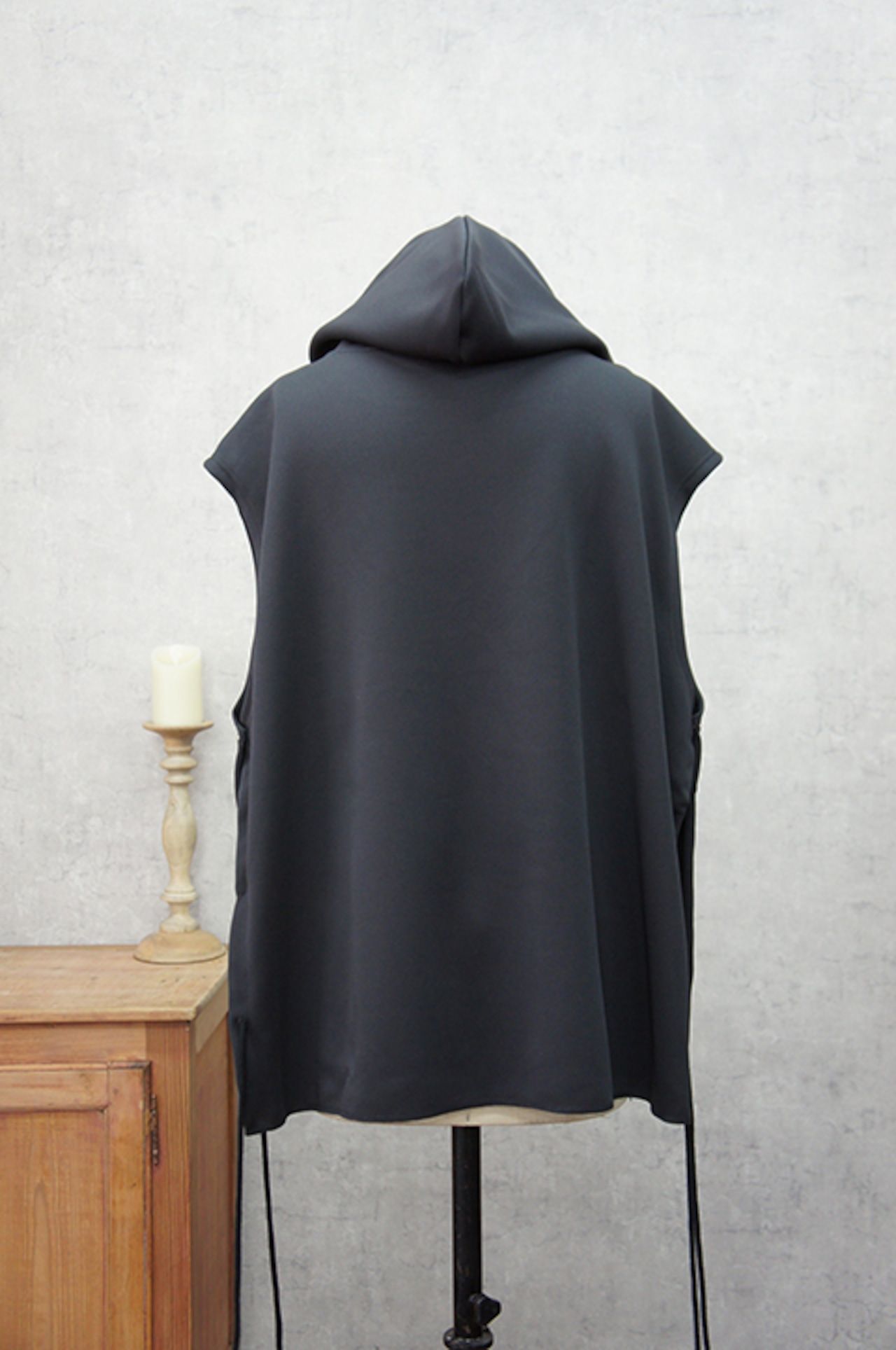 FOODIE VEST チャコール