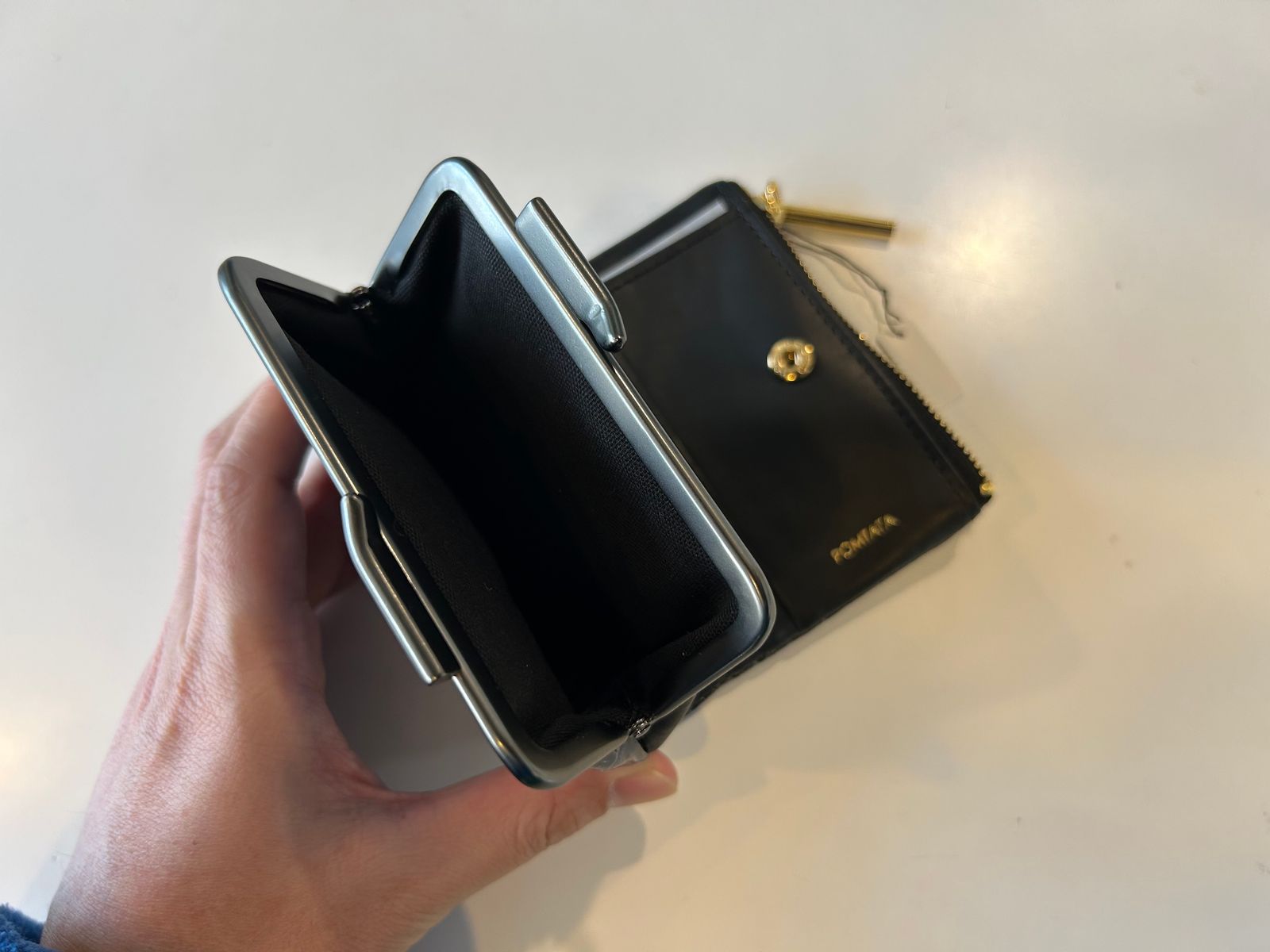 CORO LZIP FRAME PURSE SHORT ネイビー