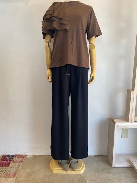 60s コンパクトスムース アシメフリルトップス ブラウン