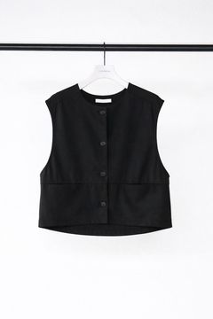 [8863-704GL] ポンチショートジレ ブラック