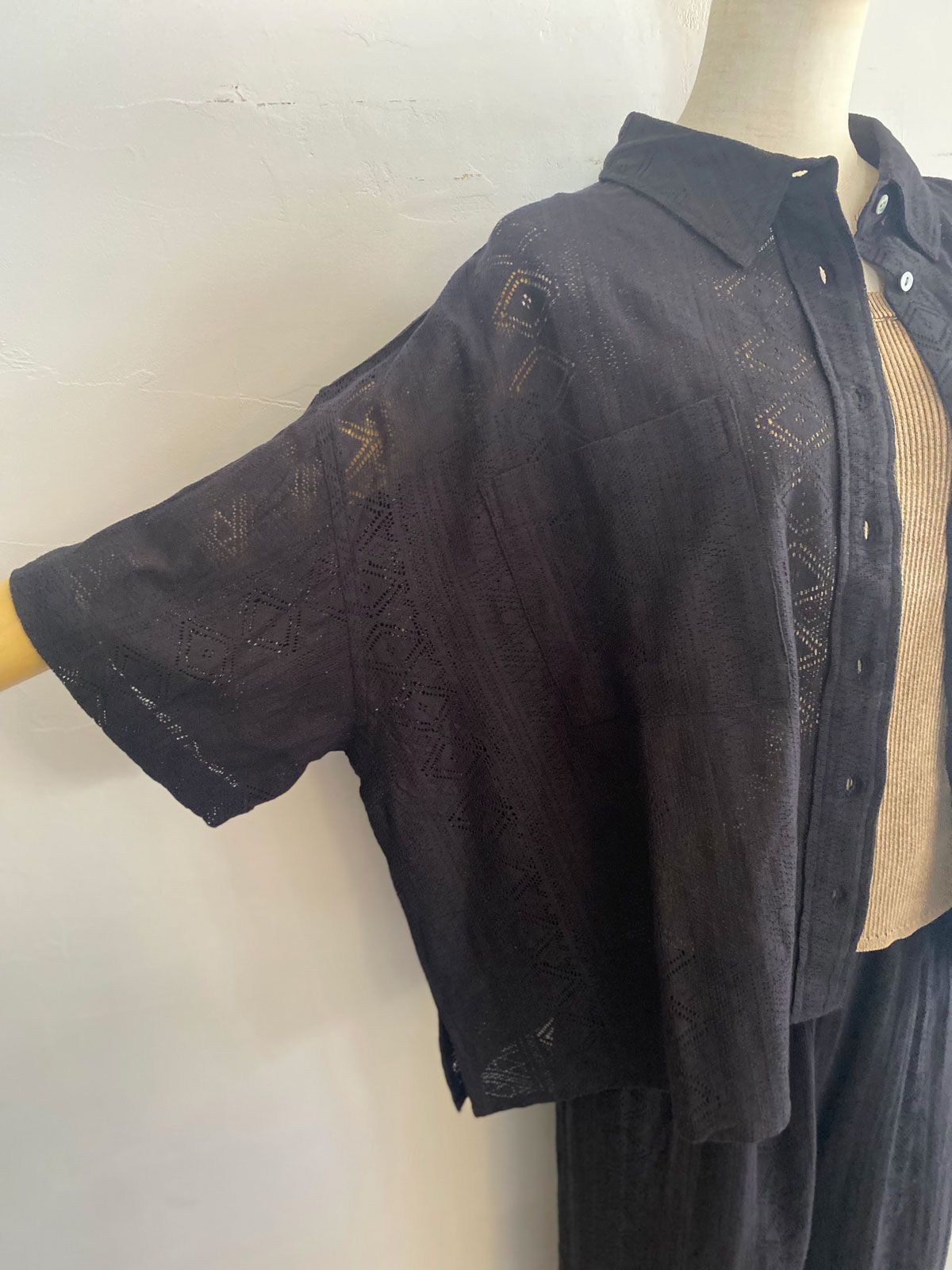 LACE SHORT-SLEEVE SHIRT ブラック