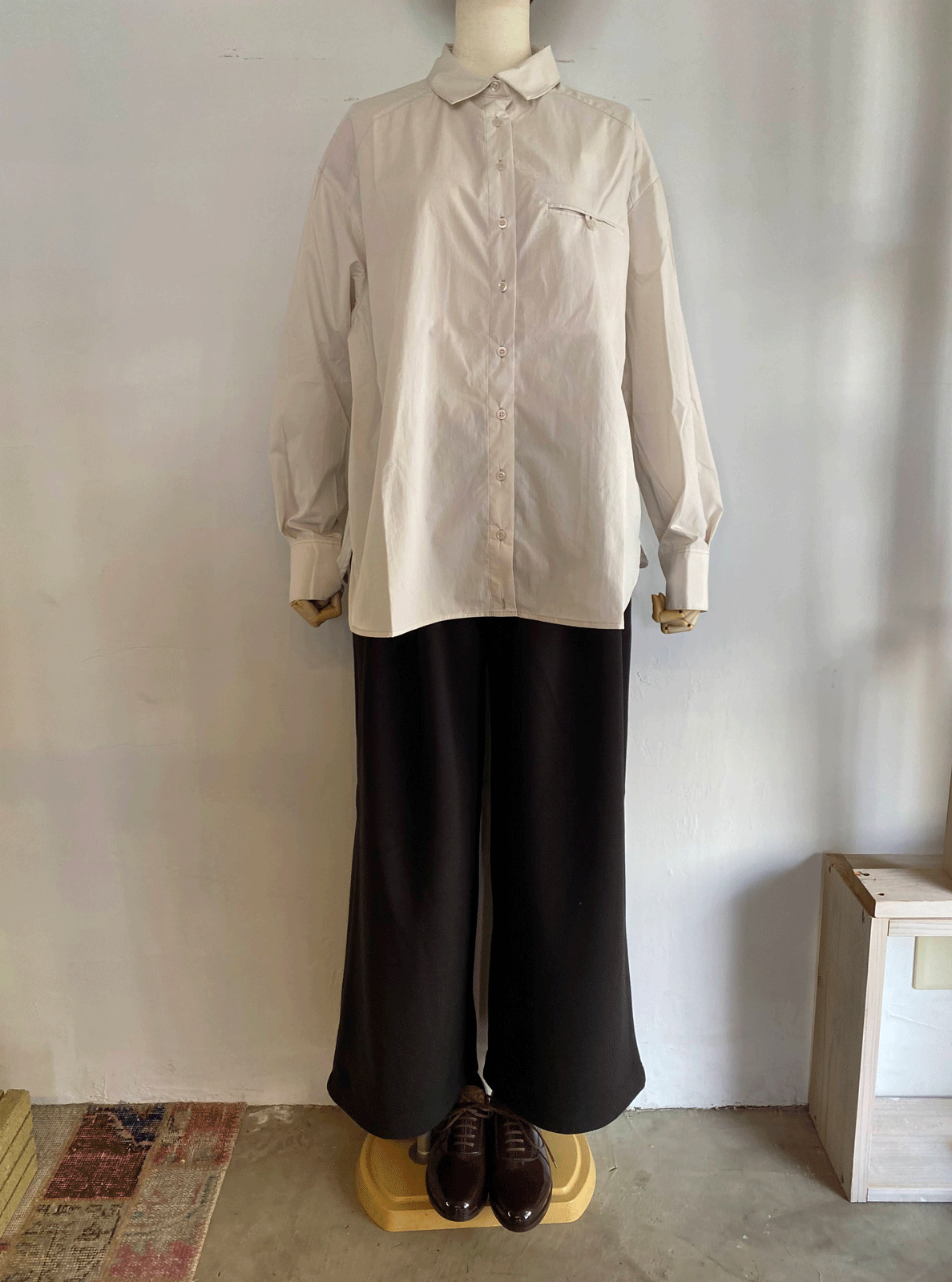 ポリエステルブロード 丈2WAYシャツ オフホワイト