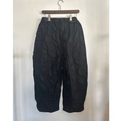 綿麻シーチング塩縮ドットエッグパンツ ブラック
