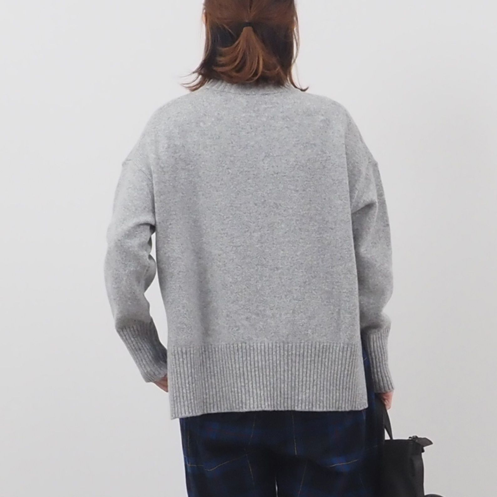 エアーヤーンコットンコモドニット オフホワイト