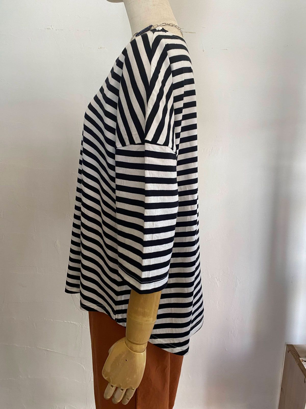 天竺BDミナミラウンドシャツ オフ×ブラック