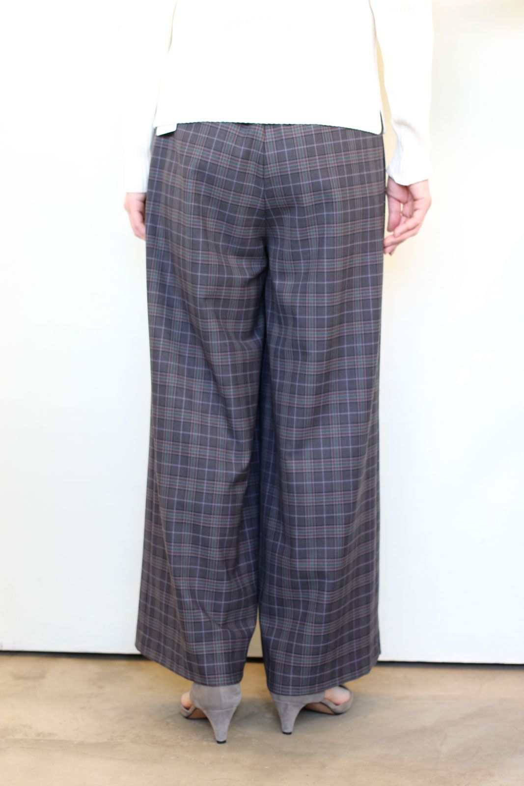 チェックストレートパンツ チャコール
