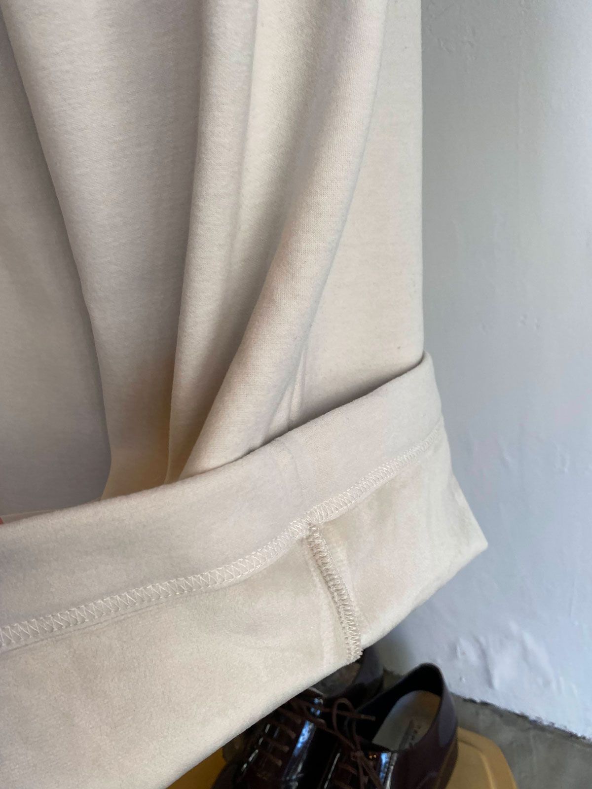 ベロアボンディング スウェットワイドパンツ アイボリー