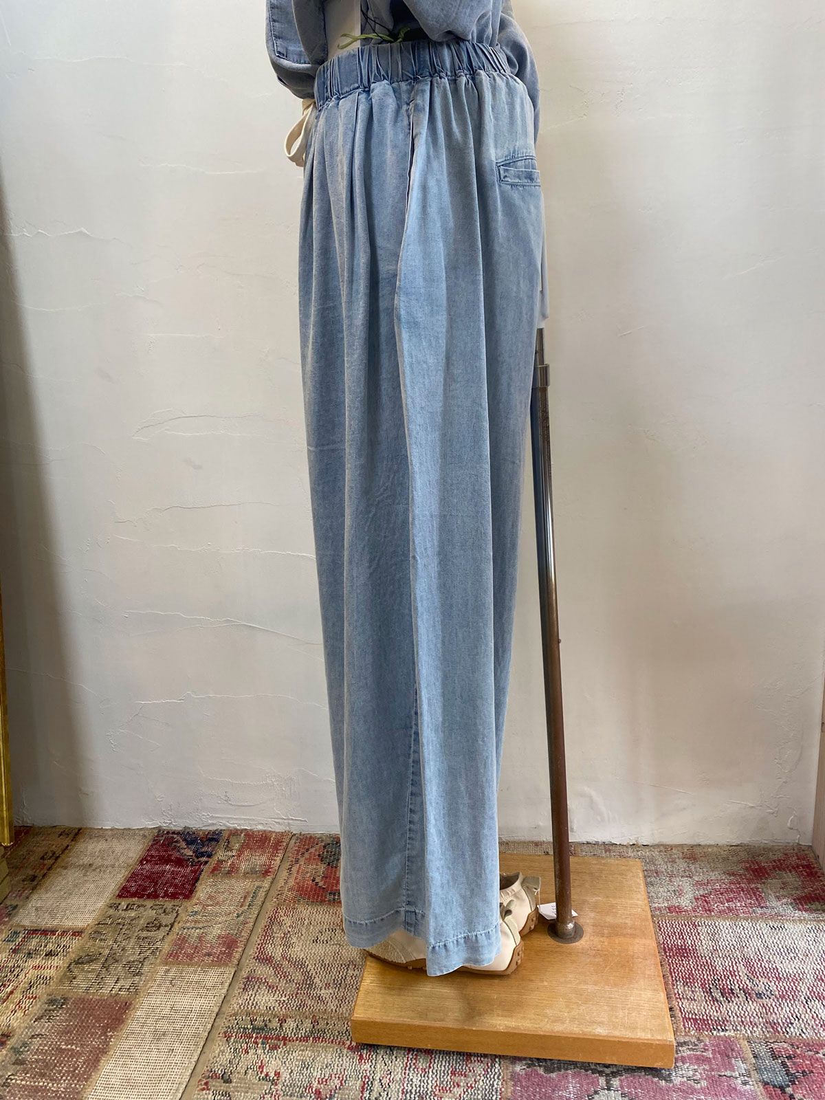 テンセルデニムワイドパンツ ライトインディゴブルー