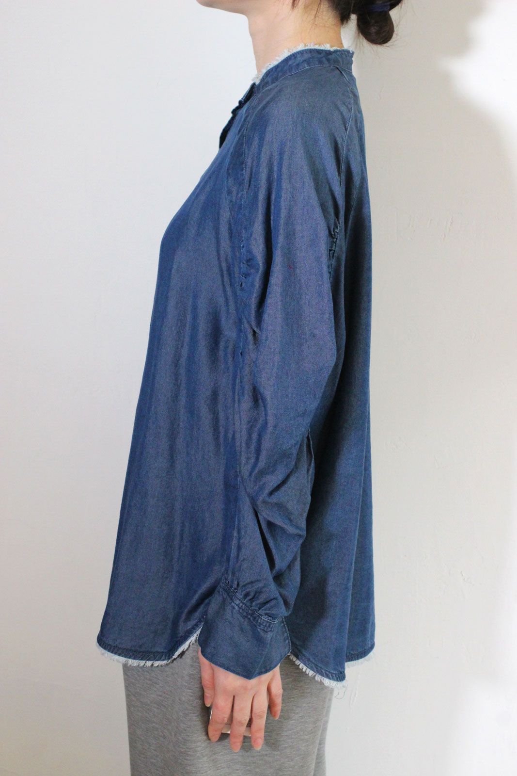 4.5ozテンセルデニムギャザーシャツ ネイビー