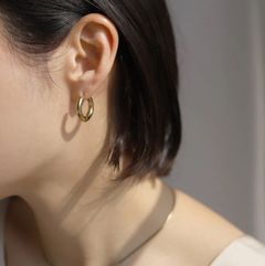 インターポーズピアス ゴールド