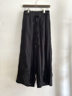 裾刺繍ラップパンツ ブラック