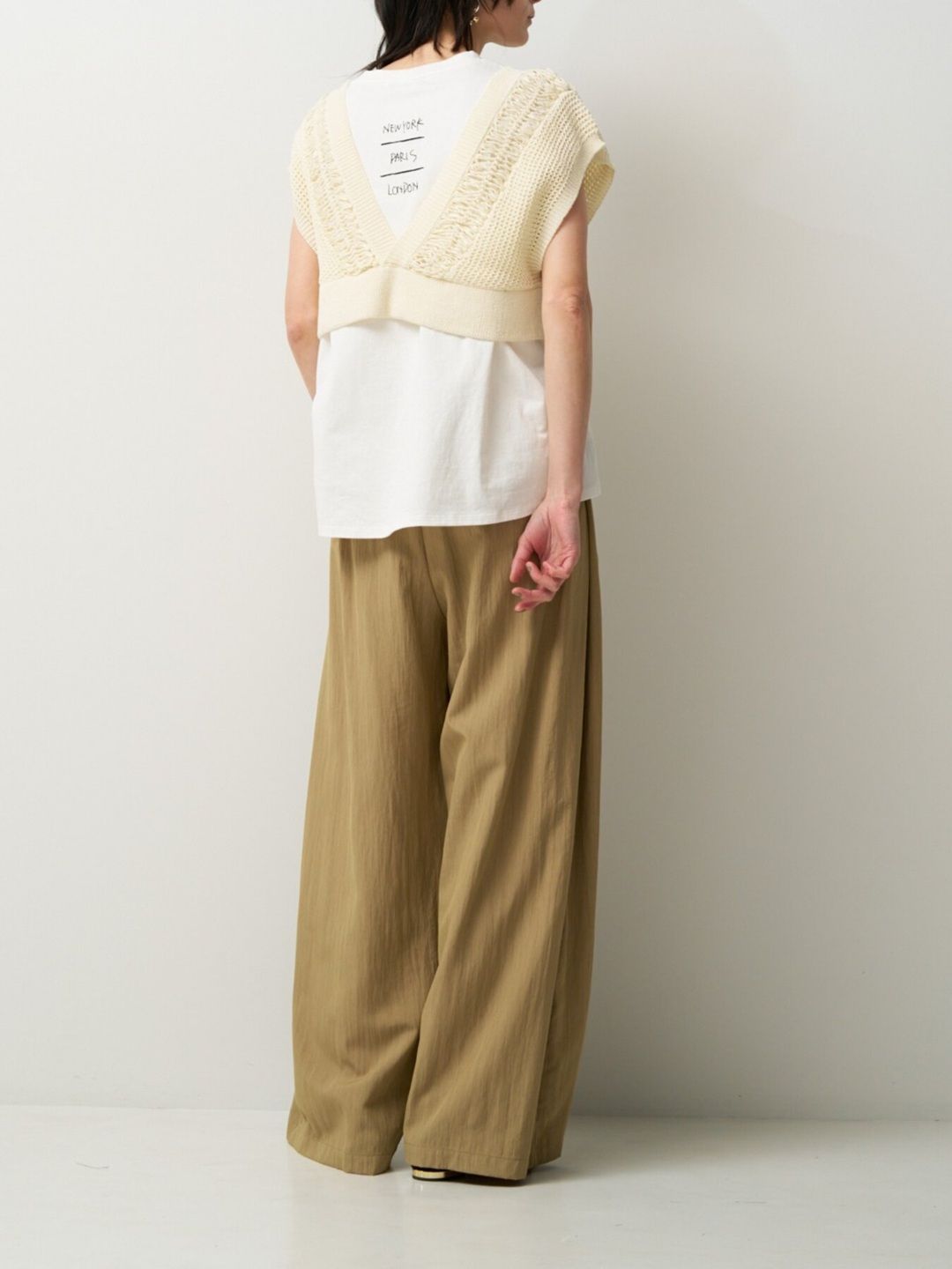 [9563-691DP] ヘアピンレースドッキングベスト アイボリー