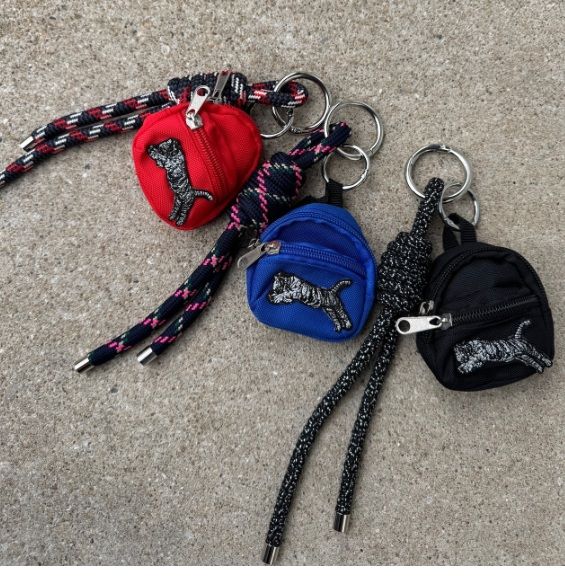 TORA backpack charm ブルー