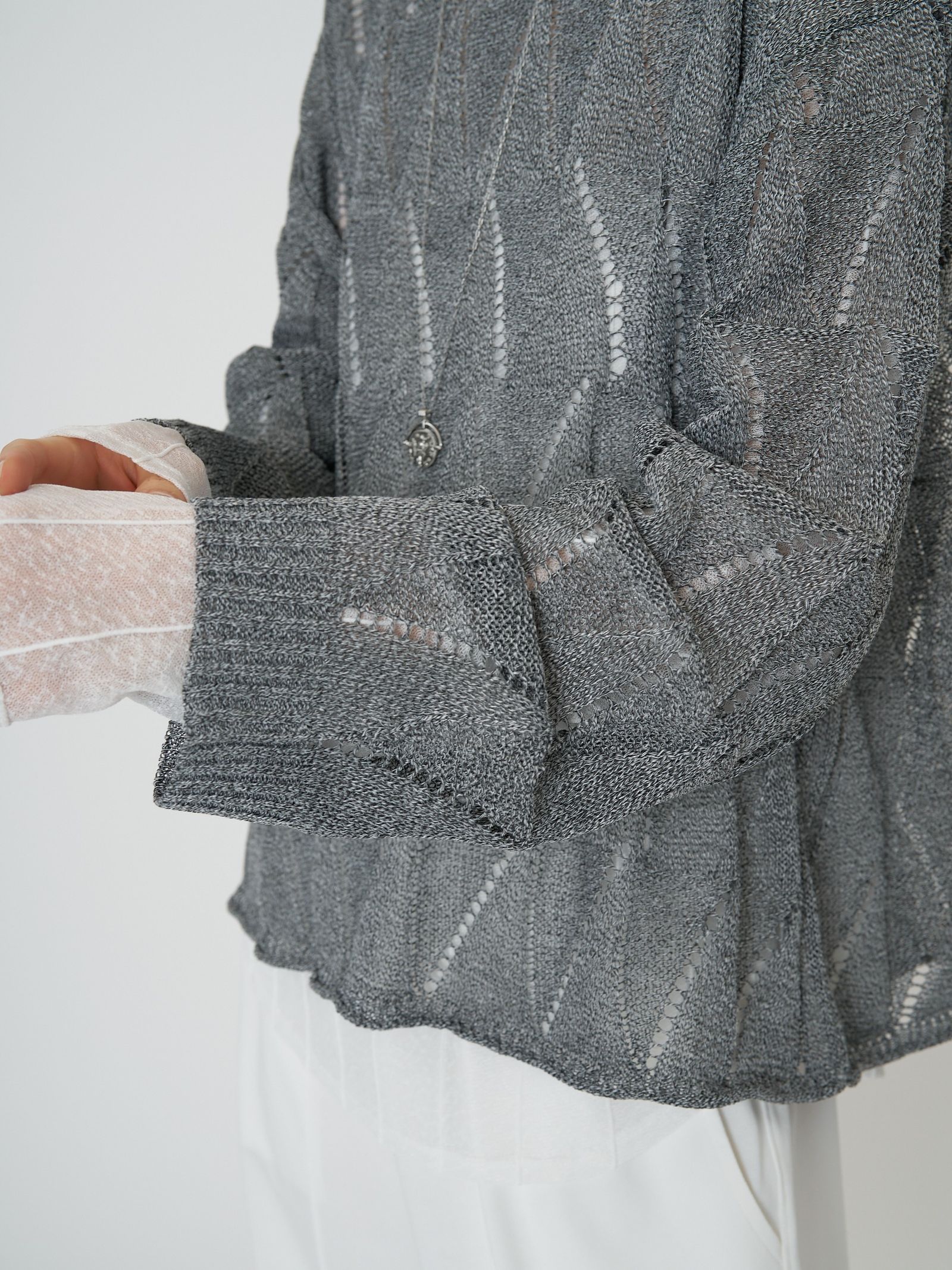 [9561-092GS] ペーパータッチスカシ柄ニット アイボリー