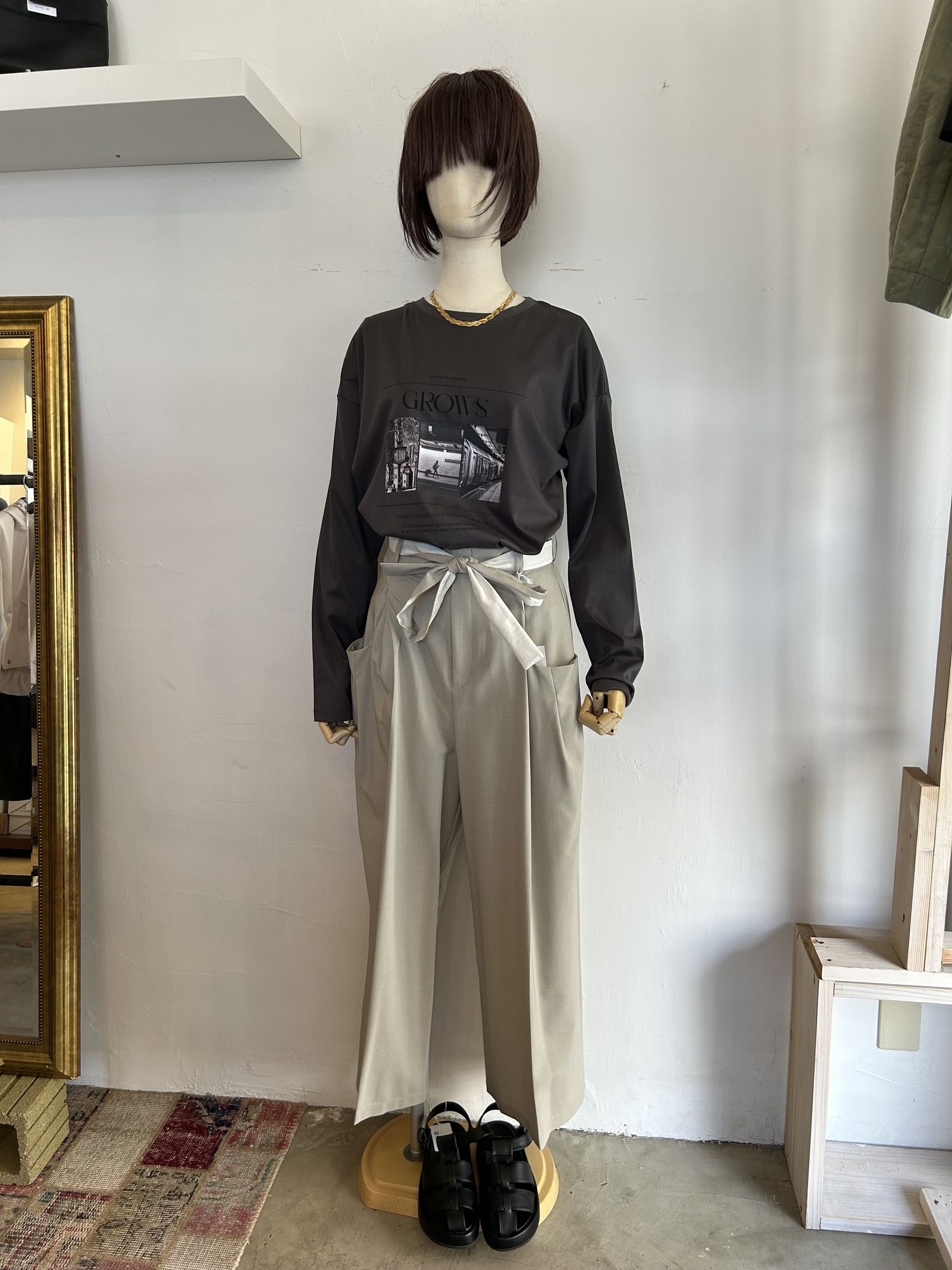 フォトプリント ロゴロンT ライトベージュ