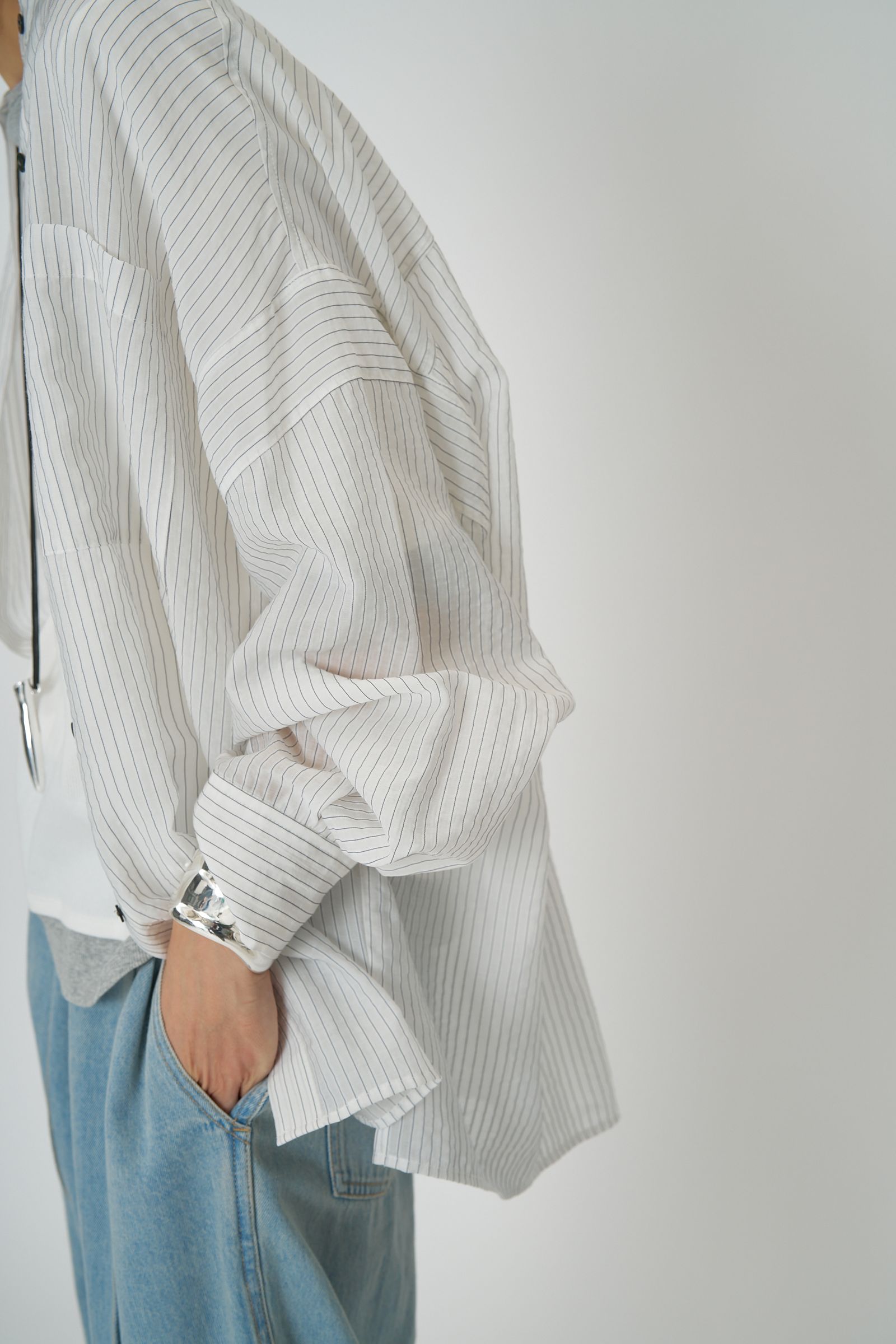 [1861-005KK] シアーストライプオーバーSH ホワイト