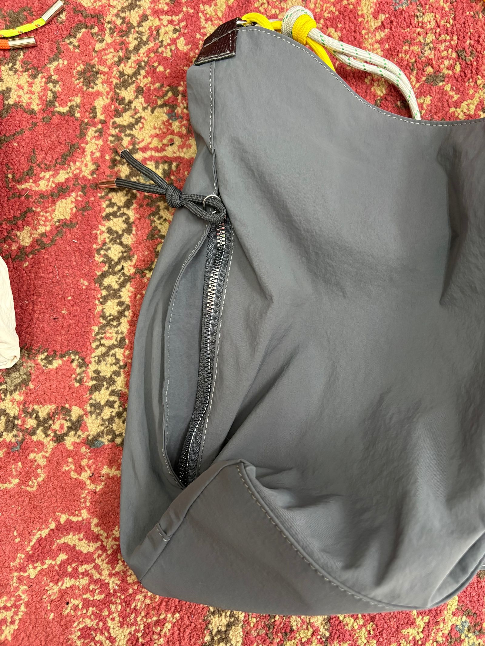 TORA コードハンドルショルダーバッグ チャコール