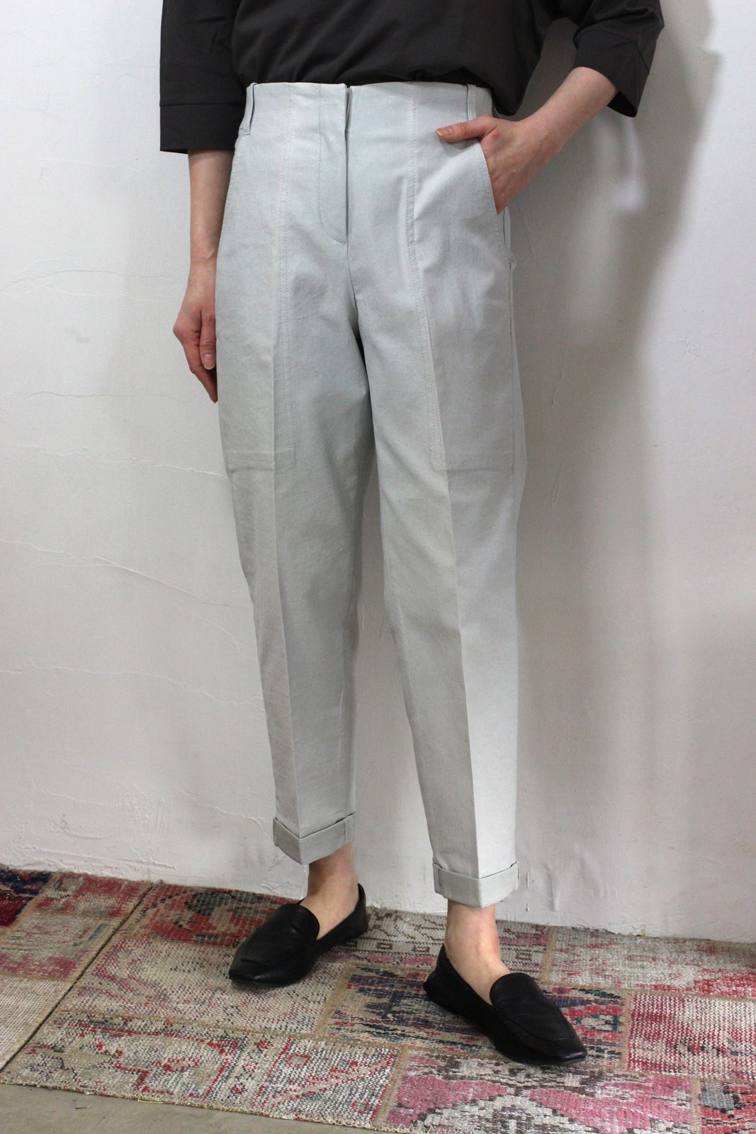 ワンウォッシュカラーデニムベーカーパンツ グレー