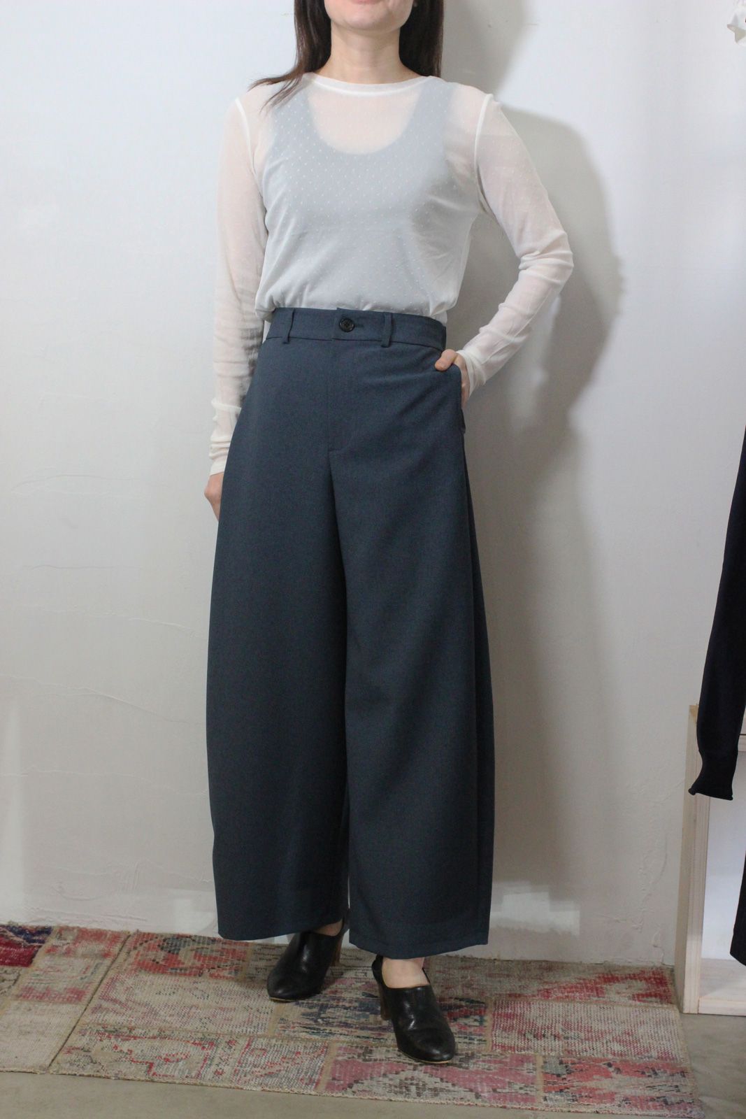 ドライトロピカルバレルパンツ ネイビー