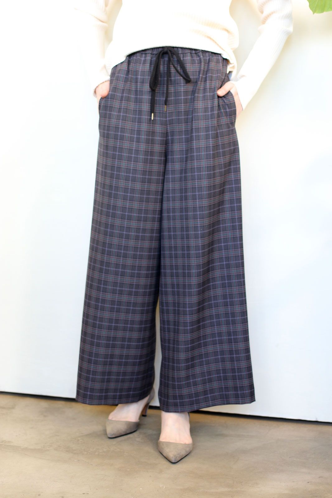 チェックストレートパンツ チャコール