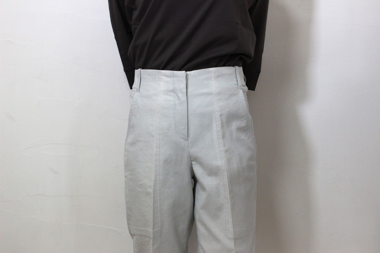 ワンウォッシュカラーデニムベーカーパンツ グレー