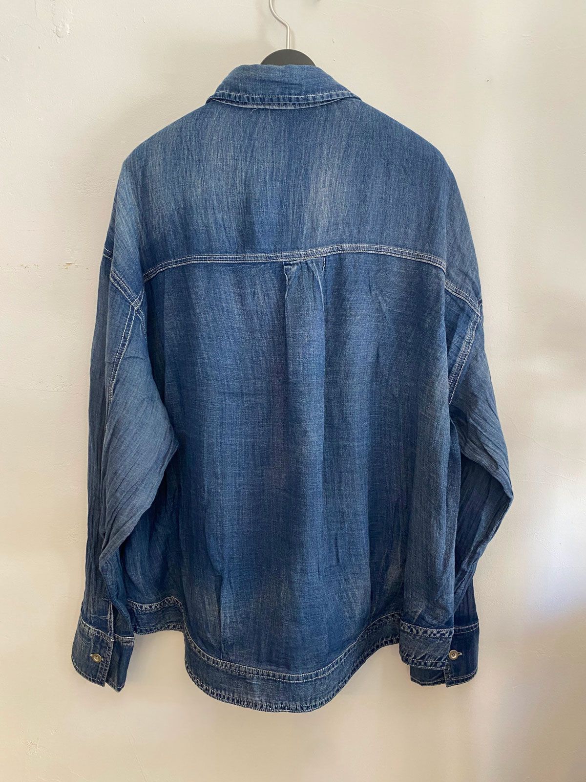 SHEER DENIM OVERSHIRT ブルー